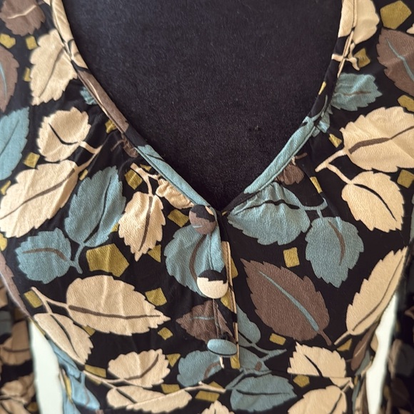 Boden Dress - Picture 2 of 9